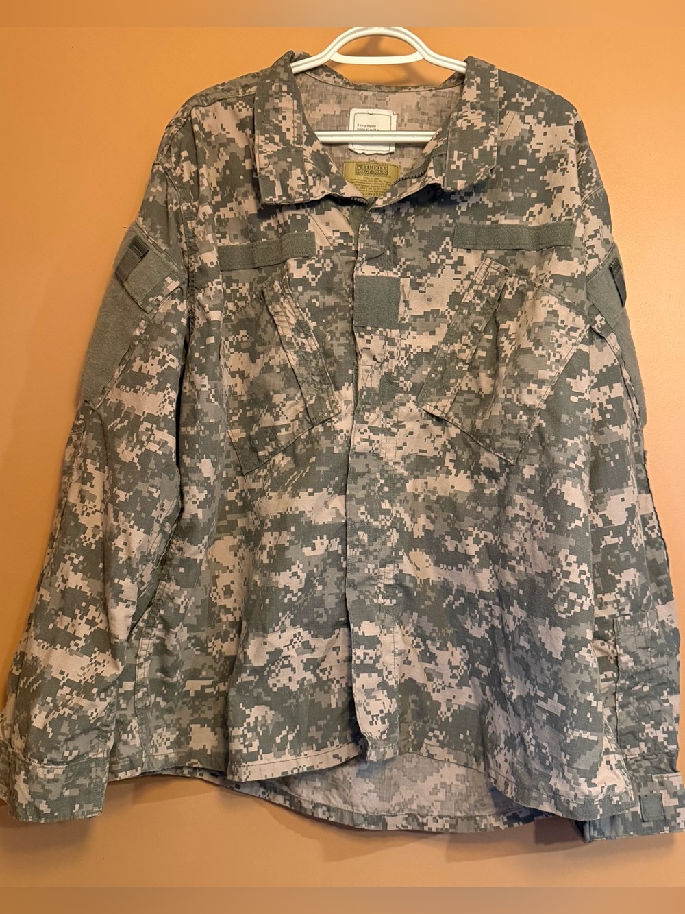American Apparel US Army ACU XL Regular Flame Resistant Digital Camo Coat